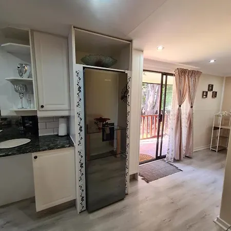 Cozy Cabin Midrand Exterior photo