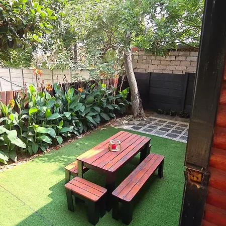 Cozy Cabin Midrand Exterior photo